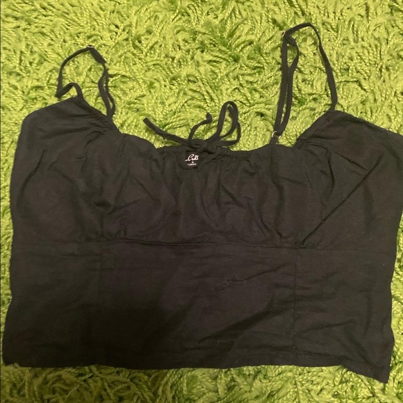 Brandy Melville Jennifer tank - Picture 2 of 4